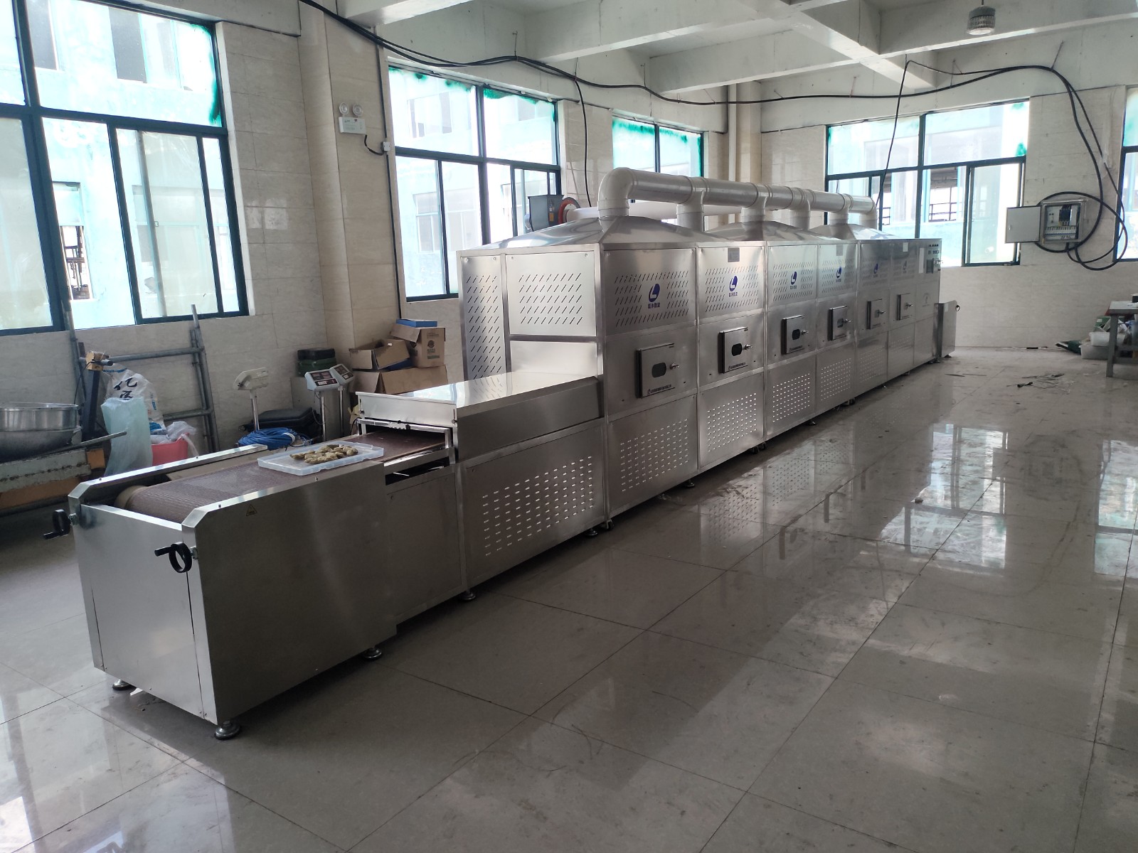 相比傳統(tǒng)烘干方式，豆制品微波烘干機(jī)在應(yīng)用中有哪些優(yōu)勢