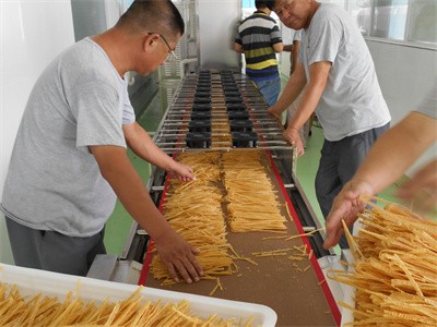 腐竹的生產(chǎn)過程中 烘干環(huán)節(jié)用微波技術(shù)進(jìn)行速度有多快