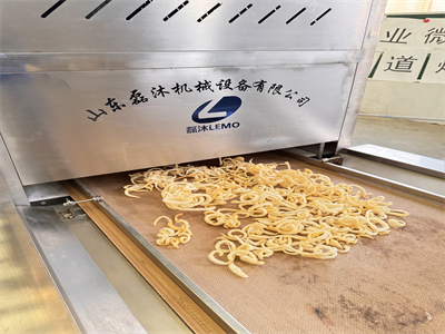 豬皮微波膨化設(shè)備的出現(xiàn)，為健康飲食帶來(lái)了新的可能性？